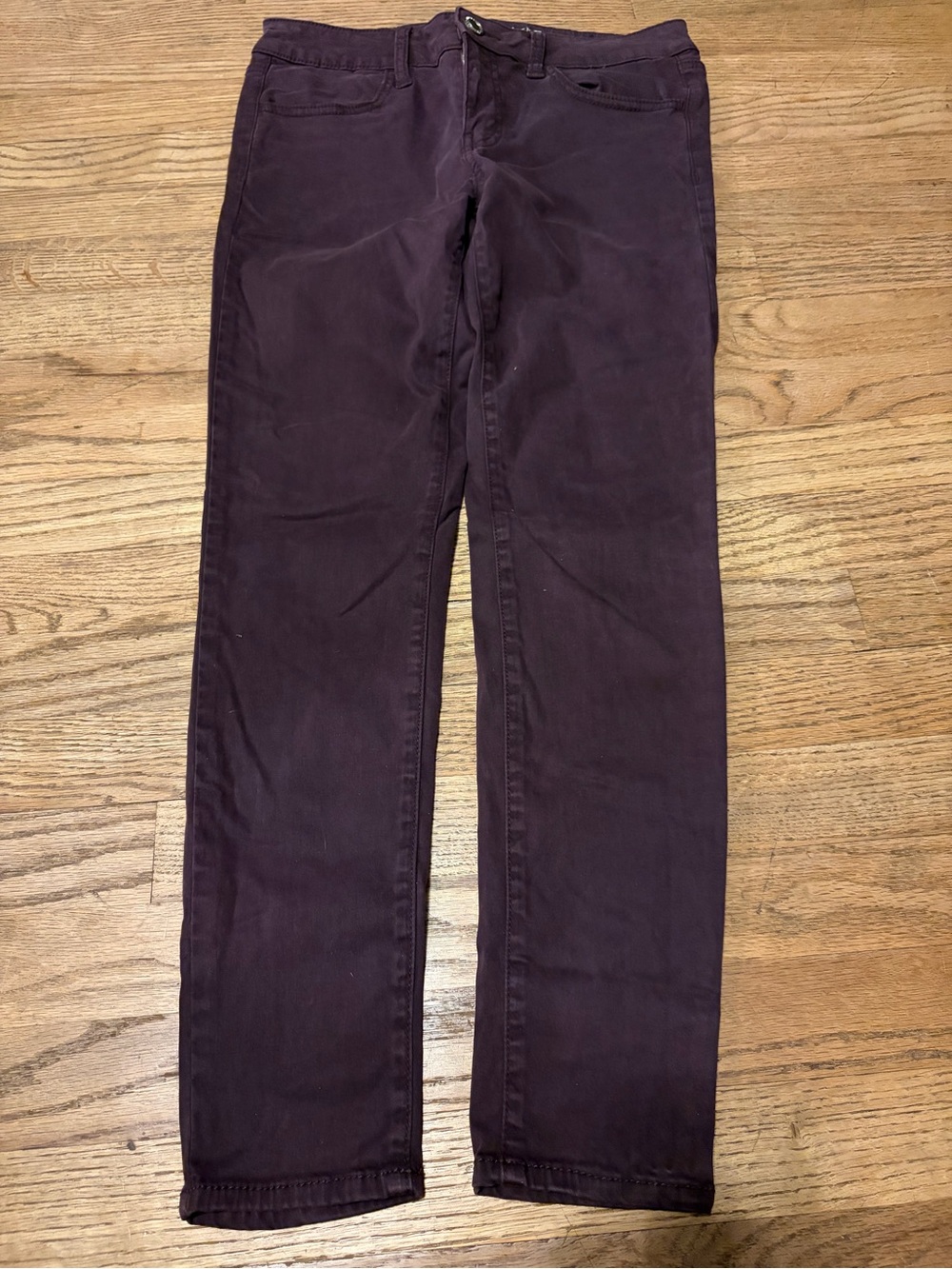 American Eagle Outfitters Women's Dark Plum jeggings stretch size 8